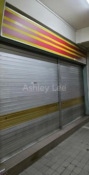 Shop / Shophouse for Rent: Tessensohn Road - Image 4