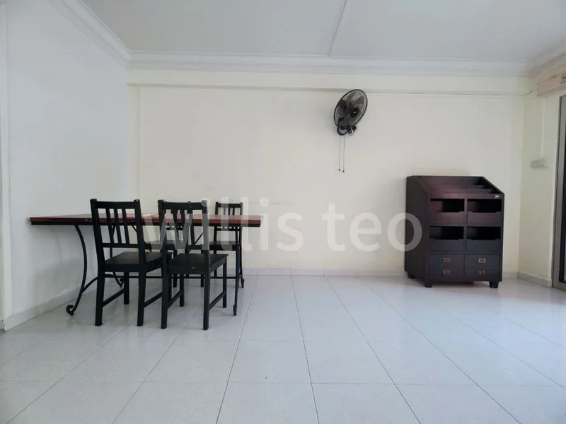 5 Room (5I) HDB for Rent in  842F Tampines Street 82 - Image 3