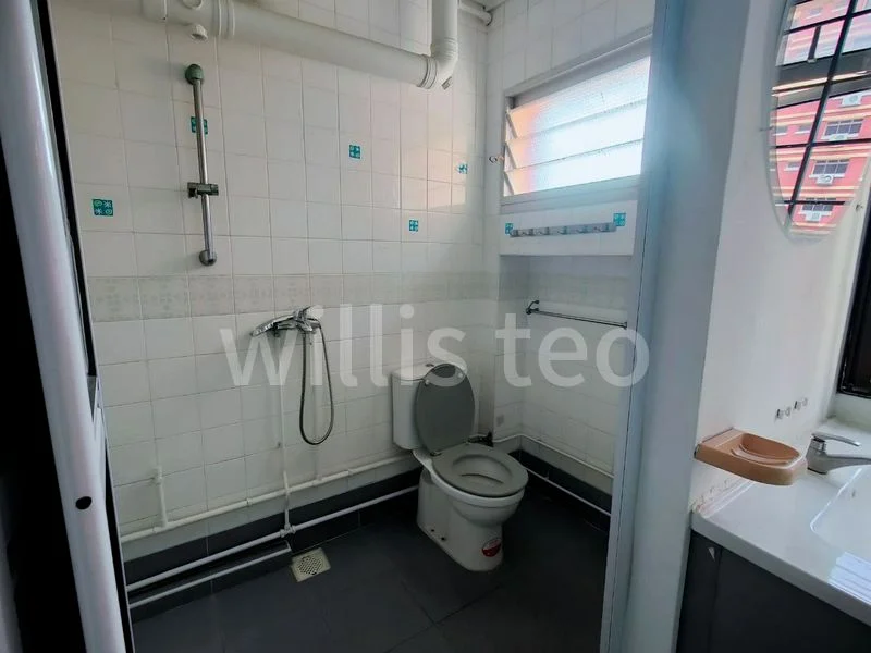 5 Room (5I) HDB for Rent in  842F Tampines Street 82 - Image 5