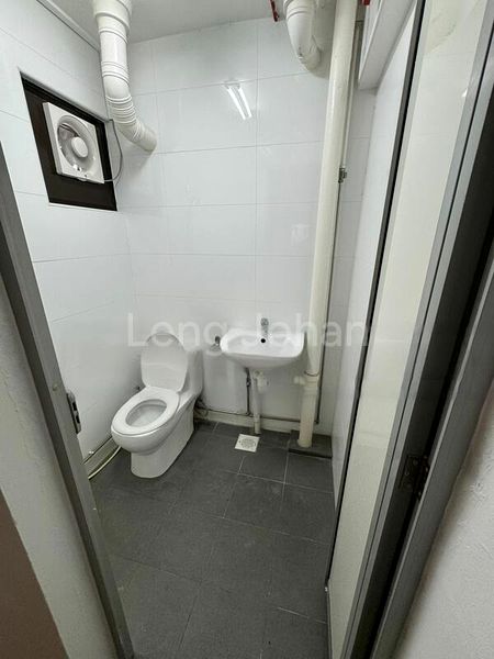 Shop / Shophouse for Rent: 161 Bukit Merah Central - Image 2