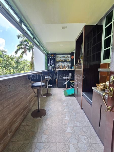 Executive HDB for Sale in 153 Ang Mo Kio Avenue 5 - Image 4