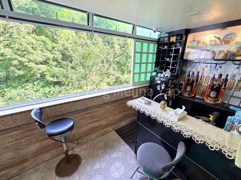 Executive HDB for Sale in 153 Ang Mo Kio Avenue 5 - Image 6