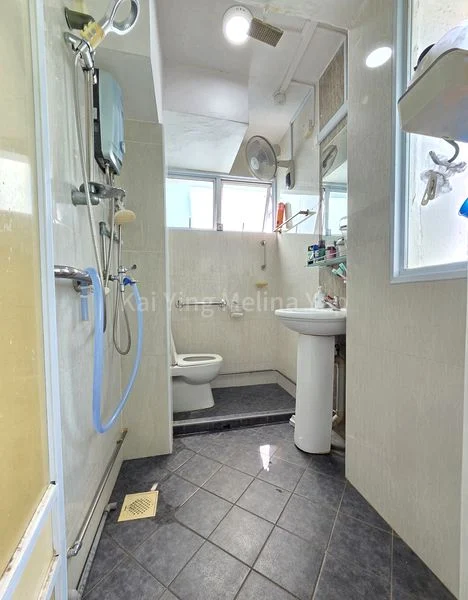 Executive HDB for Sale in 153 Ang Mo Kio Avenue 5 - Image 19