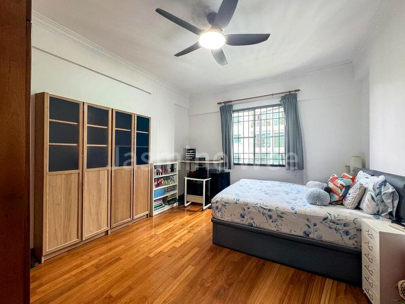 3 Bed Condo for Sale in  Springdale Condominium - Image 6