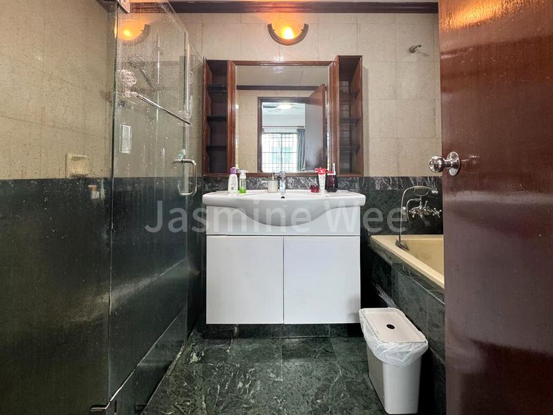 3 Bed Condo for Sale in  Springdale Condominium - Image 8