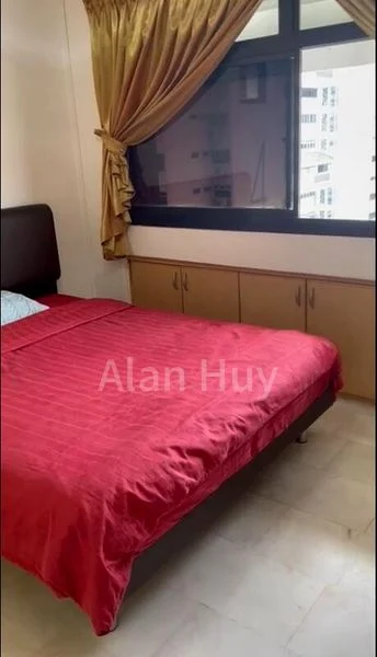 Common Room (HDB) for Rent in  3 Holland Close - Image 1