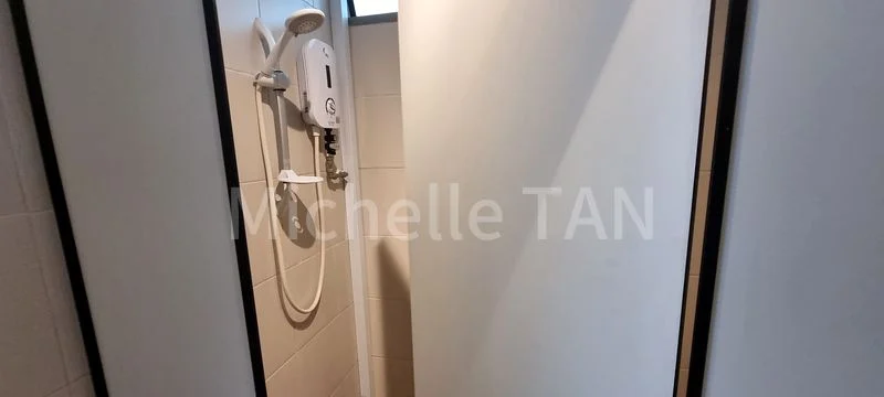 Common Room (Condo) for Rent in 85 SOHO @ Boon Lay - Image 11