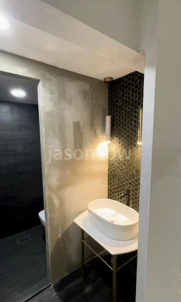 Other Retail for Sale: The Arizon - Image 1