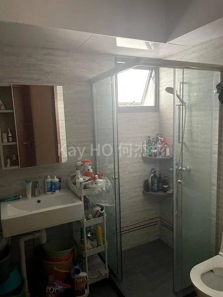 Common Room (HDB) for Rent in  663B Tampines Street 64 - Image 6