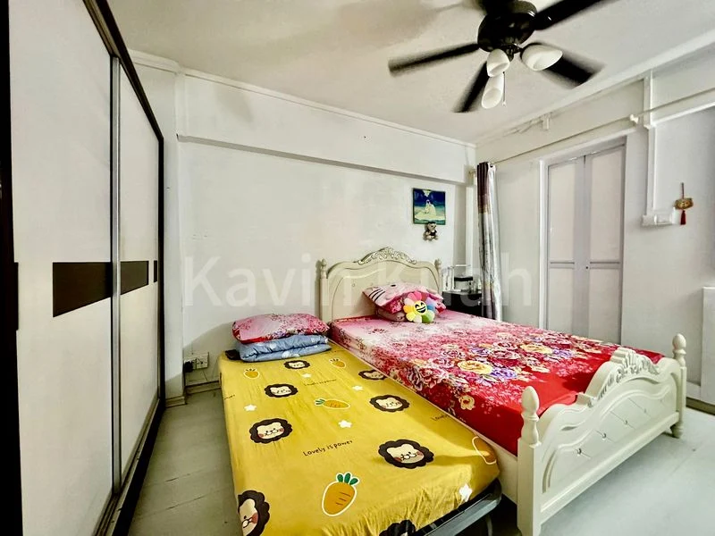 4 Room (4A) HDB for Sale in  427 Yishun Avenue 11 - Image 4