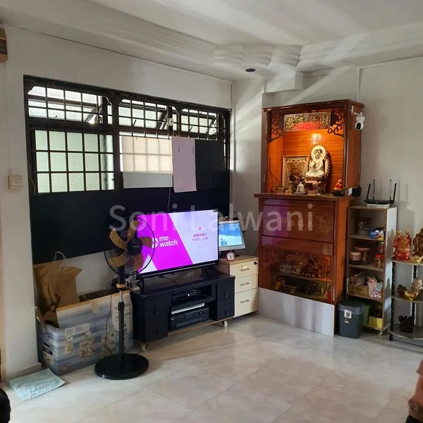 4 Room (4A) HDB for Sale in  944 Hougang Street 92 - Image 5