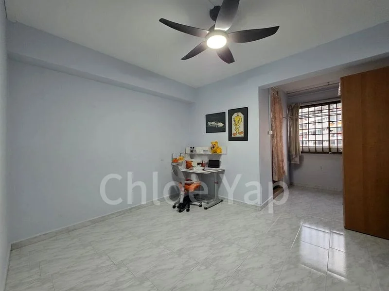 4 Room (4A) HDB for Rent in  217 Choa Chu Kang Central - Image 2