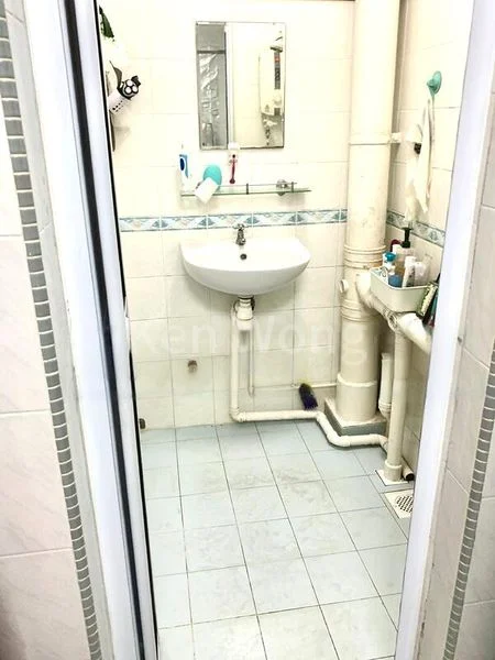 3 Room (3I) HDB for Rent in  5 Ghim Moh Road - Image 13