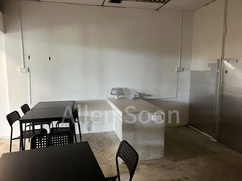 Shop / Shophouse for Rent: The Plaza - Image 6