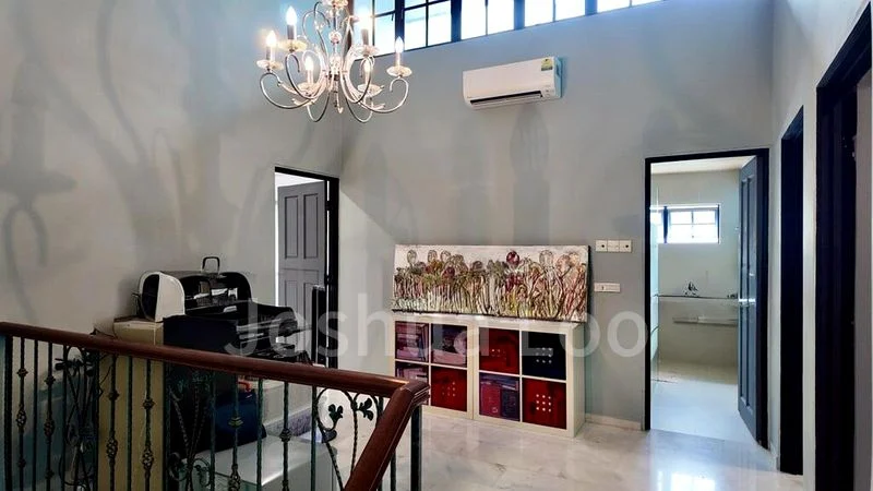 4 Bed Semi-Detached House (Landed) for Sale in  Pasir Ris Beach Park - Image 1