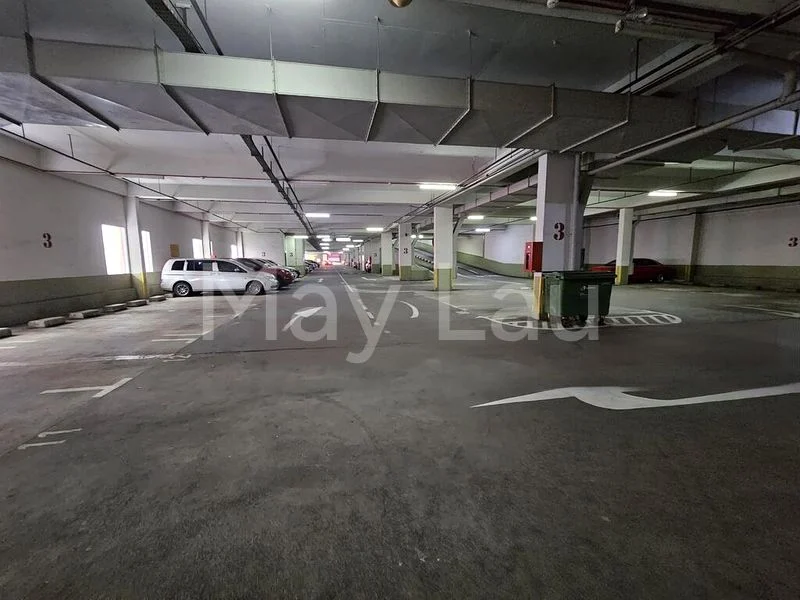 Other Retail for Rent: Roxy Square Shopping Centre - Image 2