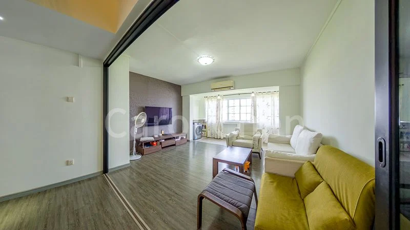 Maisonette HDB for Sale in 405 Jurong West Street 42 - Image 4