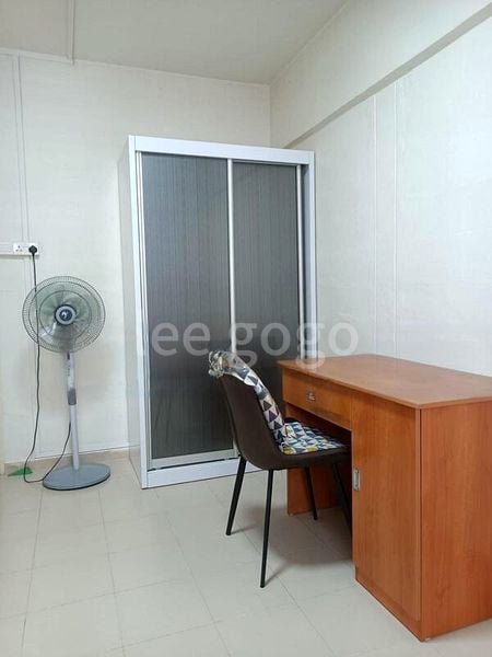 Common Room (HDB) for Rent in  411 Jurong West Street 42 - Image 2