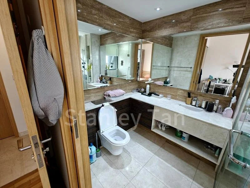 2 Bed Condo for Rent in  Commonwealth Towers - Image 6