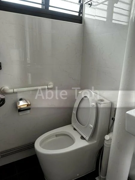 Common Room (HDB) for Rent in  423 Yishun Avenue 11 - Image 1