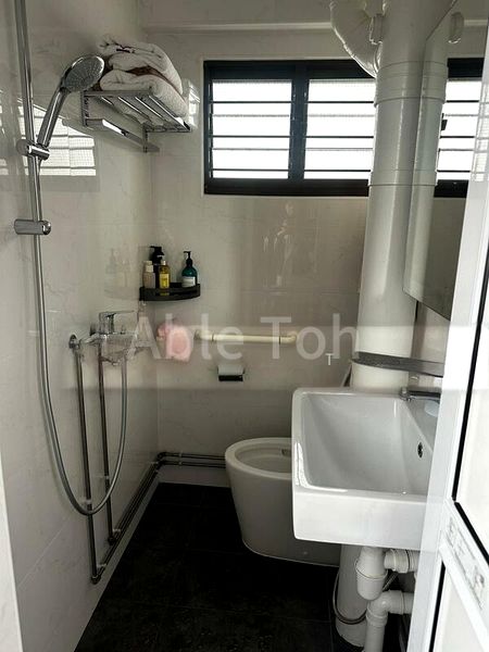 Common Room (HDB) for Rent in  423 Yishun Avenue 11 - Image 2
