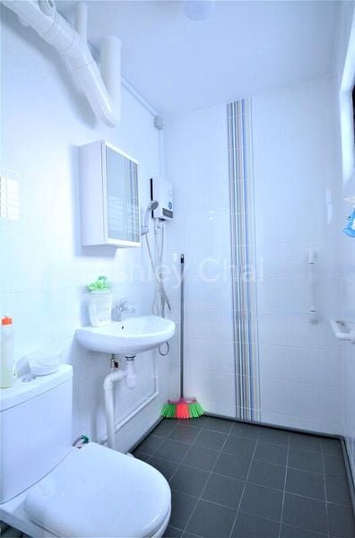 4 Room (4S) HDB for Rent in 516 Hougang Avenue 10 - Image 7