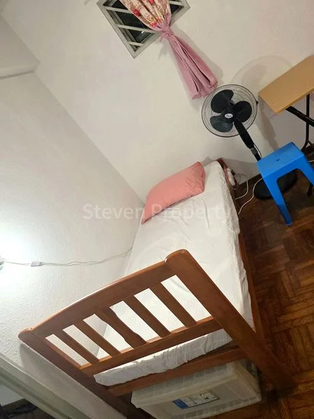 Common Room (HDB) for Rent in  408 Fajar Road - Image 4