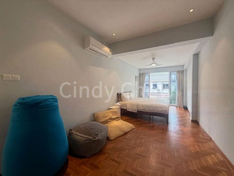 4 Bed Terraced House (Landed) for Sale in  Bedok Pesari - Image 8