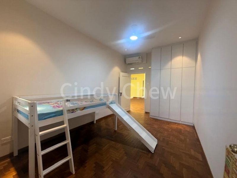 4 Bed Terraced House (Landed) for Sale in  Bedok Pesari - Image 3