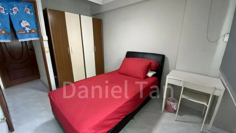 Common Room (HDB) for Rent in 174 Lompang Road - Image 1