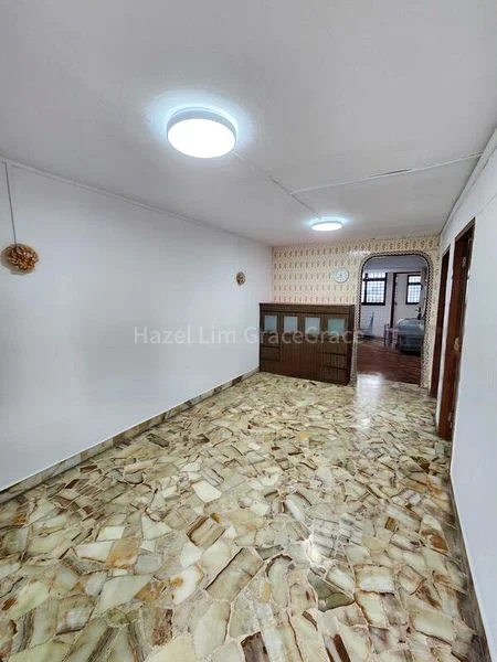 3 Room (3I) HDB for Sale in  17 Lorong 7 Toa Payoh - Image 1