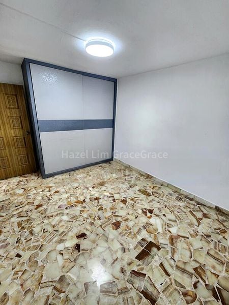 3 Room (3I) HDB for Sale in  17 Lorong 7 Toa Payoh - Image 3