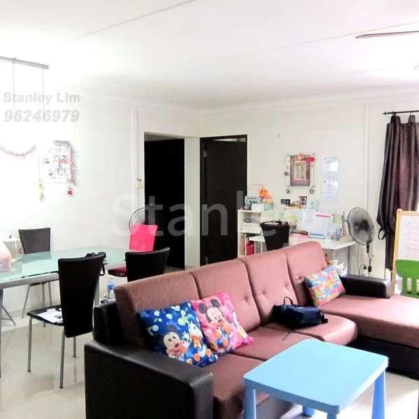 Common Room (HDB) for Rent in  663A Jurong West Street 65 - Image 1
