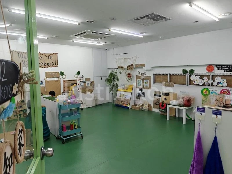 Kingston Terrace: Retail Shop for Rent - Image 3