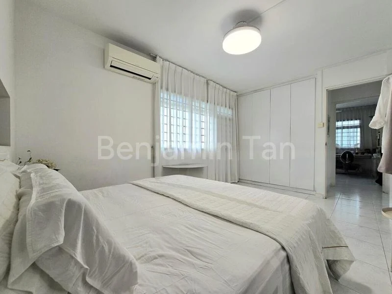 5 Room (5I) HDB for Sale in  644 Woodlands Ring Road - Image 3