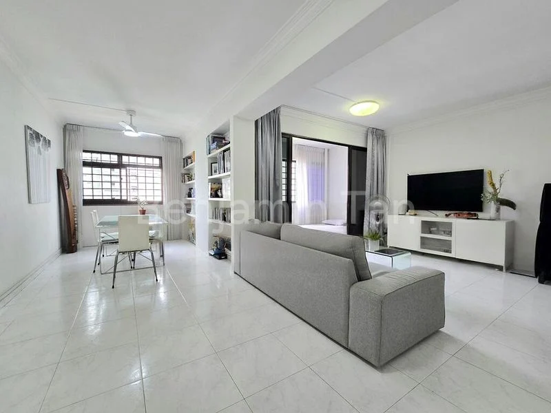 5 Room (5I) HDB for Sale in  644 Woodlands Ring Road - Image 1