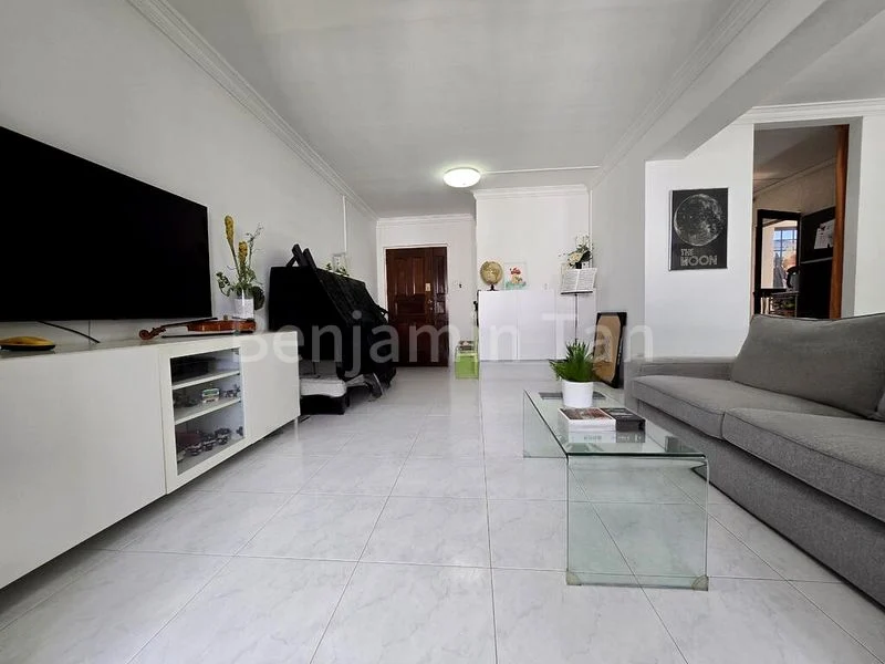 5 Room (5I) HDB for Sale in  644 Woodlands Ring Road - Image 9