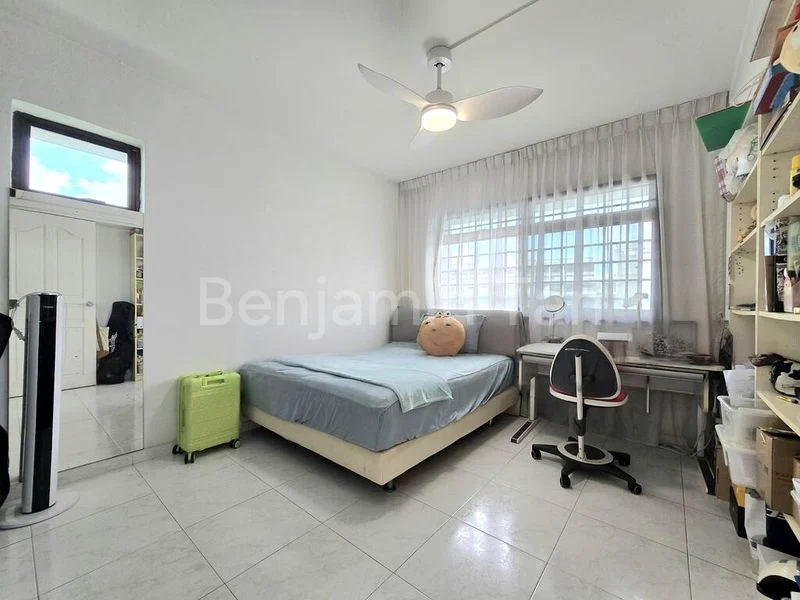 5 Room (5I) HDB for Sale in  644 Woodlands Ring Road - Image 6