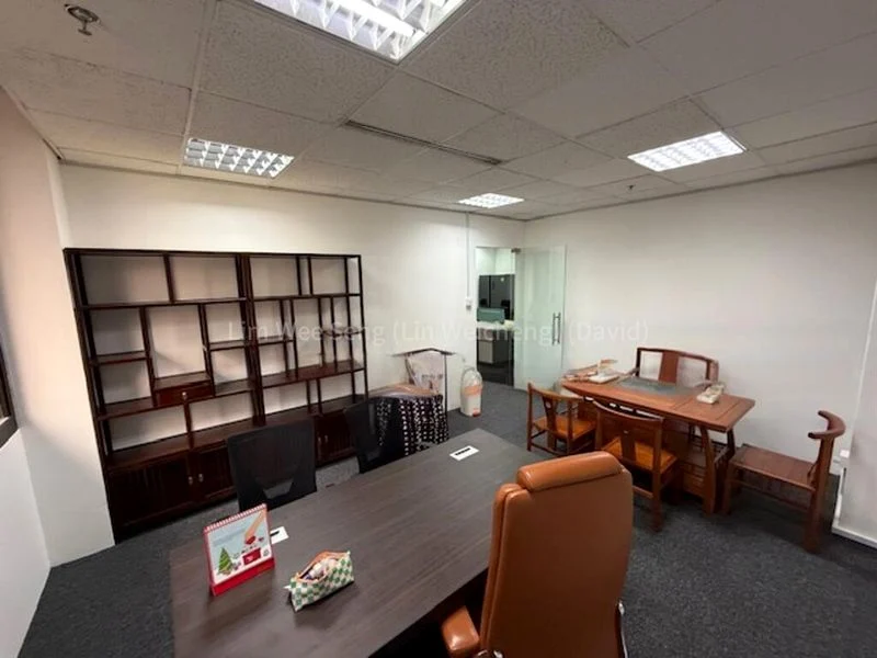 Office for Rent: Cecil Court - Image 1
