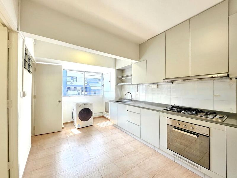 3 Bed Condo for Rent in  Chancery Court - Image 6