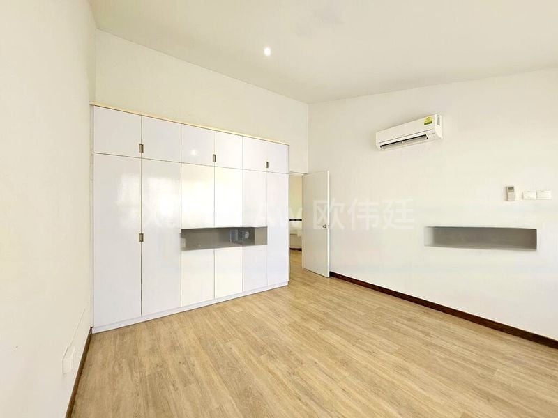 3 Bed Condo for Rent in  Chancery Court - Image 8
