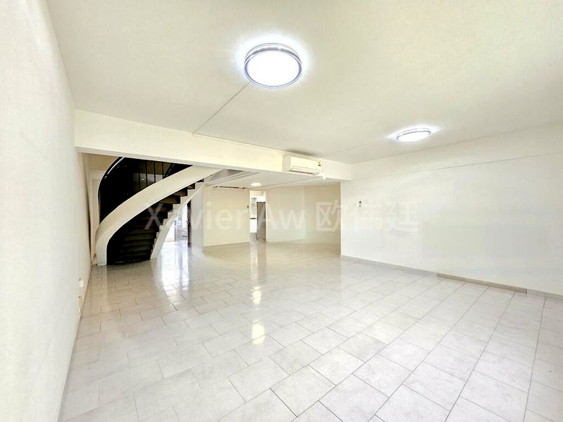 3 Bed Condo for Rent in  Chancery Court - Image 2