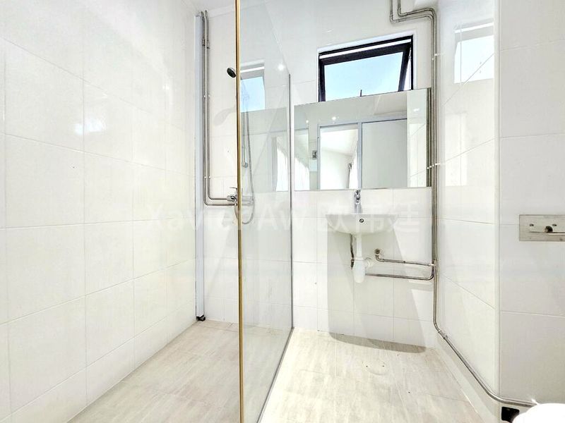 3 Bed Condo for Rent in  Chancery Court - Image 9