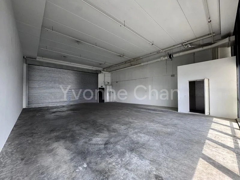 REVV: Factory / Workshop (B2) for Rent: 1,200 Sqft, $2,800/Month, on 8th Street, in a Clean Complex. - Image 2
