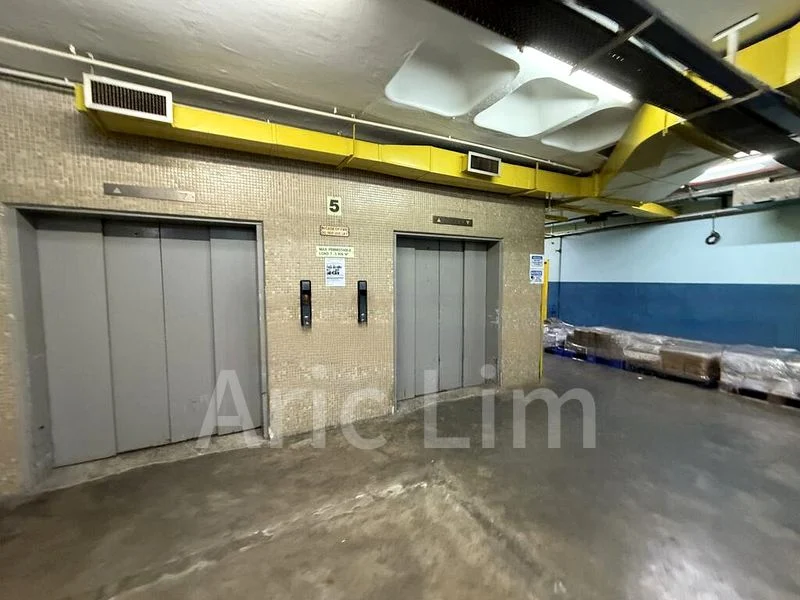 Valiant Industrial Building - Image 1