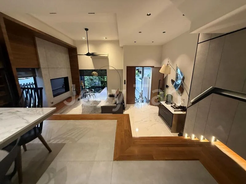 4 Bed Corner Terrace (Landed) for Sale in Mimosa Terrace - Image 4