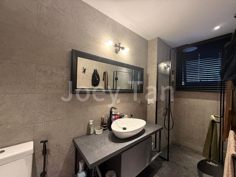 4 Bed Corner Terrace (Landed) for Sale in Mimosa Terrace - Image 3