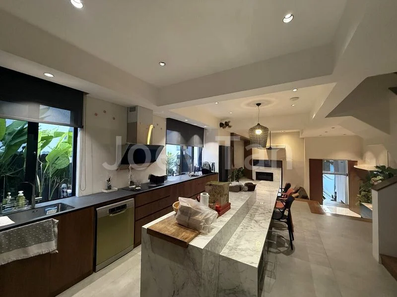 4 Bed Corner Terrace (Landed) for Sale in Mimosa Terrace - Image 10