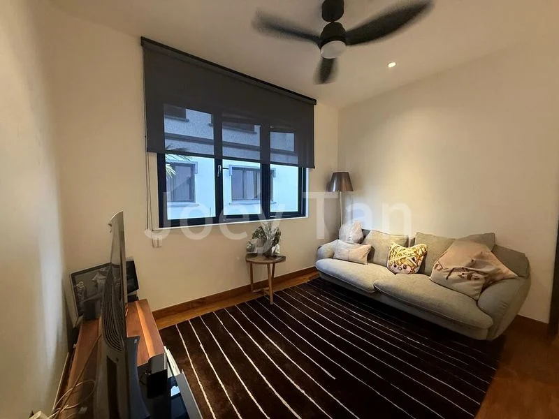 4 Bed Corner Terrace (Landed) for Sale in Mimosa Terrace - Image 2