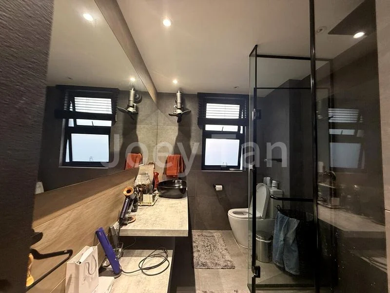 4 Bed Corner Terrace (Landed) for Sale in Mimosa Terrace - Image 6